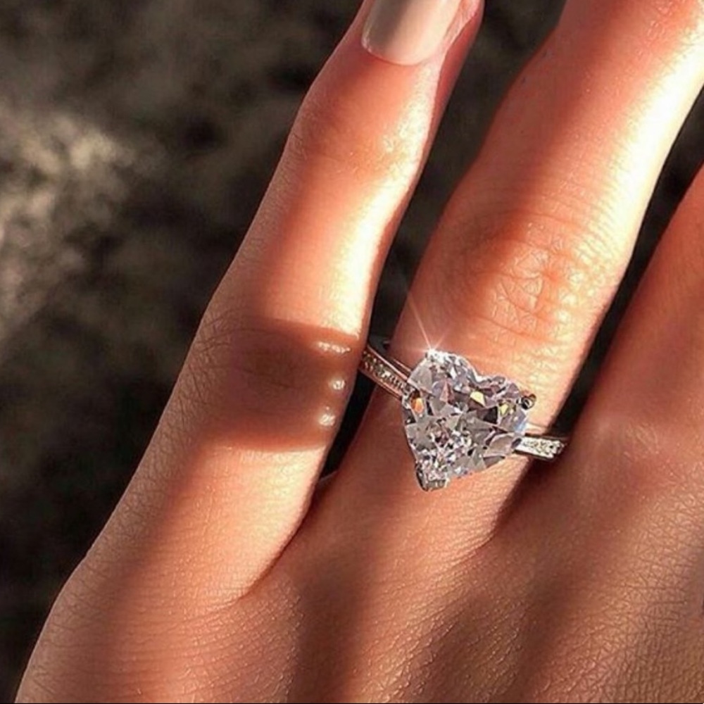 NEW 925 Sterling Silver Diamond Heart Ring - Picture 5 of 5